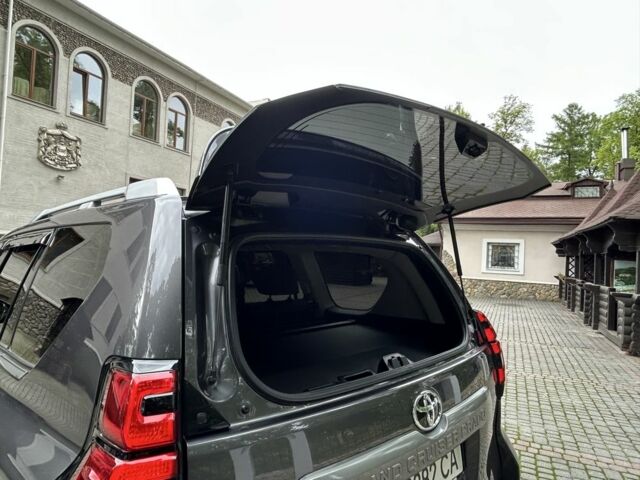 Серый Тойота Ленд Крузер Прадо 150, объемом двигателя 2.7 л и пробегом 51 тыс. км за 32400 $, фото 22 на Automoto.ua