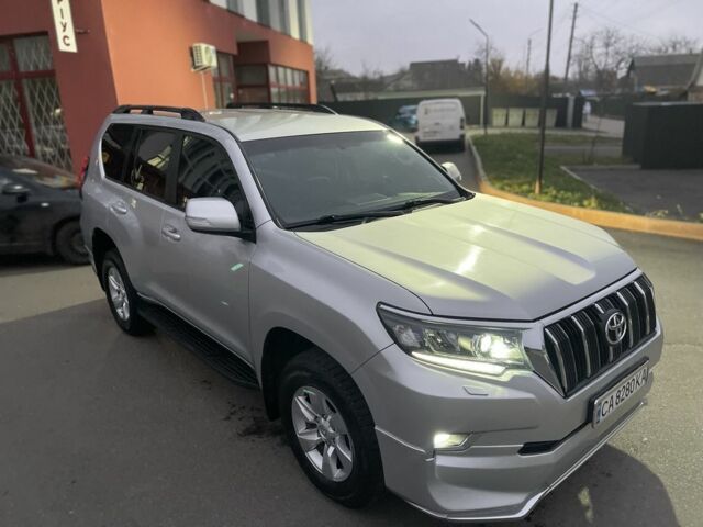 Серый Тойота Ленд Крузер Прадо 150, объемом двигателя 2.8 л и пробегом 144 тыс. км за 37000 $, фото 10 на Automoto.ua