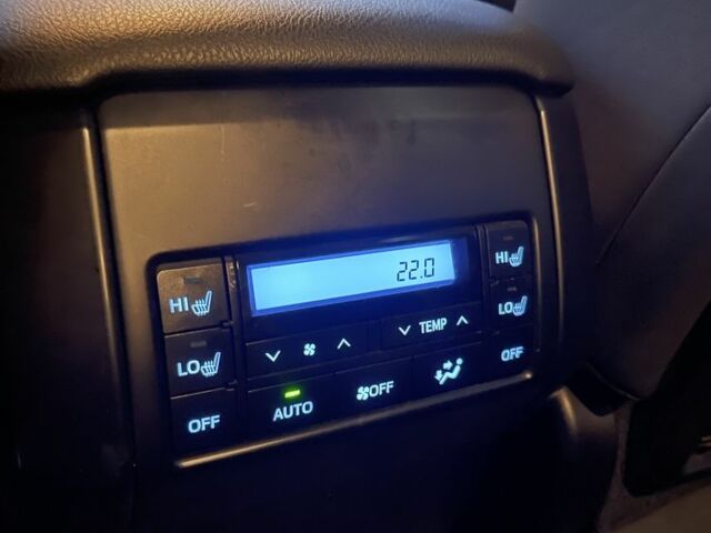 Серый Тойота Ленд Крузер Прадо 150, объемом двигателя 2.8 л и пробегом 144 тыс. км за 37000 $, фото 20 на Automoto.ua