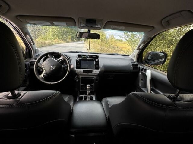 Сірий Тойота Ленд Крузер Прадо 150, об'ємом двигуна 2.8 л та пробігом 174 тис. км за 37500 $, фото 16 на Automoto.ua