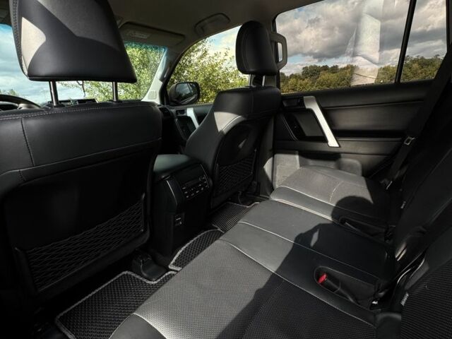 Сірий Тойота Ленд Крузер Прадо 150, об'ємом двигуна 2.8 л та пробігом 174 тис. км за 37500 $, фото 19 на Automoto.ua