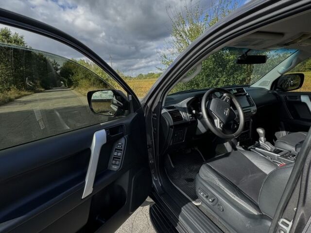 Сірий Тойота Ленд Крузер Прадо 150, об'ємом двигуна 2.8 л та пробігом 174 тис. км за 37500 $, фото 17 на Automoto.ua