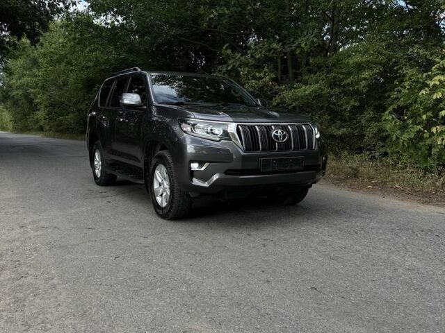 Сірий Тойота Ленд Крузер Прадо 150, об'ємом двигуна 2.8 л та пробігом 174 тис. км за 37500 $, фото 1 на Automoto.ua