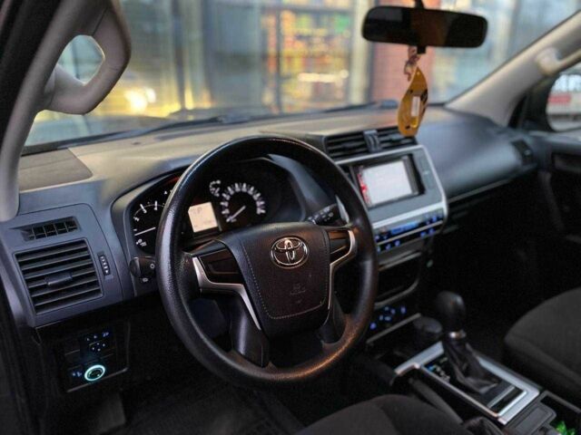 Сірий Тойота Ленд Крузер Прадо 150, об'ємом двигуна 2.7 л та пробігом 171 тис. км за 29990 $, фото 15 на Automoto.ua