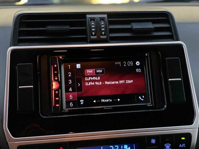 Сірий Тойота Ленд Крузер Прадо 150, об'ємом двигуна 2.7 л та пробігом 171 тис. км за 29990 $, фото 16 на Automoto.ua