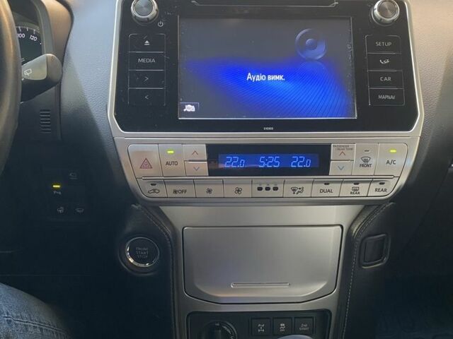 Тойота Ленд Крузер Прадо 150 2020 в Каменце-Подольском на Automoto.ua Серый Тойота Ленд Крузер Прадо 150, объемом двигателя 4 л и пробегом 60 тыс. км за 45000 $, фото 6 на Automoto.ua
