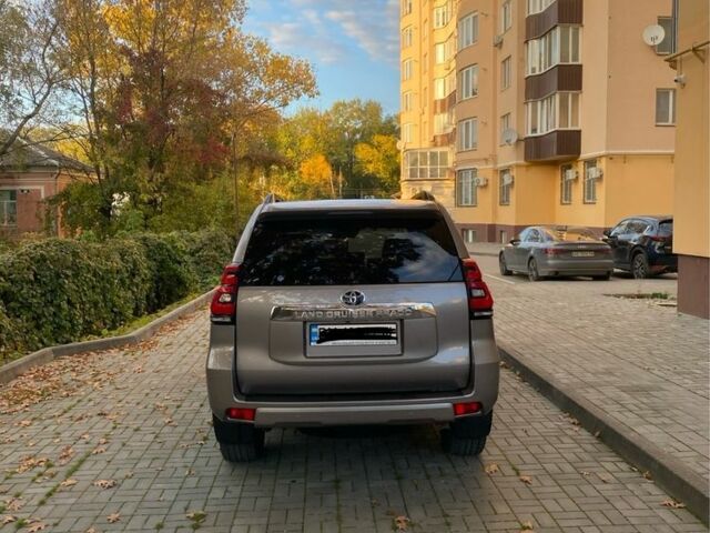 Тойота Ленд Крузер Прадо 150 2020 в Каменце-Подольском на Automoto.ua Серый Тойота Ленд Крузер Прадо 150, объемом двигателя 4 л и пробегом 60 тыс. км за 45000 $, фото 14 на Automoto.ua