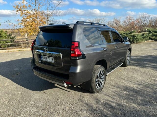 Серый Тойота Ленд Крузер Прадо 150, объемом двигателя 4.8 л и пробегом 72 тыс. км за 55000 $, фото 23 на Automoto.ua