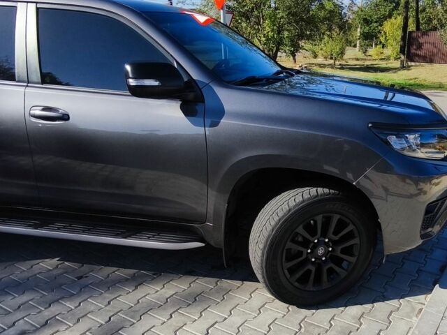 Сірий Тойота Ленд Крузер Прадо 150, об'ємом двигуна 2.8 л та пробігом 116 тис. км за 51000 $, фото 8 на Automoto.ua