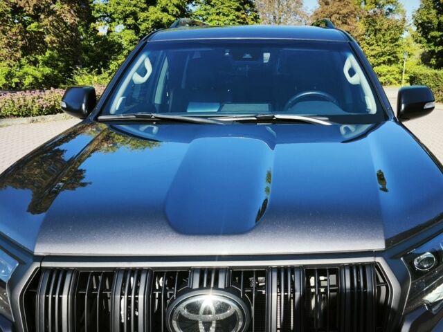 Сірий Тойота Ленд Крузер Прадо 150, об'ємом двигуна 2.8 л та пробігом 116 тис. км за 51000 $, фото 3 на Automoto.ua