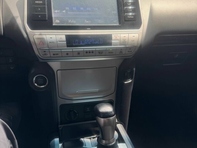 Синий Тойота Ленд Крузер Прадо 150, объемом двигателя 2.8 л и пробегом 146 тыс. км за 39400 $, фото 18 на Automoto.ua