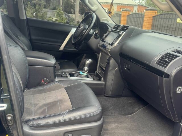 Синий Тойота Ленд Крузер Прадо 150, объемом двигателя 2.8 л и пробегом 146 тыс. км за 39400 $, фото 19 на Automoto.ua