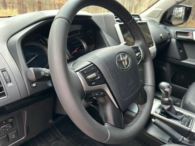 Синій Тойота Ленд Крузер Прадо 150, об'ємом двигуна 2.8 л та пробігом 65 тис. км за 41600 $, фото 11 на Automoto.ua