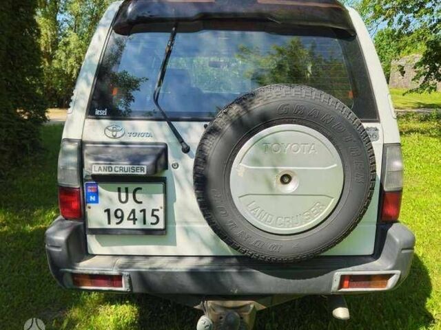 Белый Тойота Ленд Крузер Прадо 90, объемом двигателя 3 л и пробегом 280 тыс. км за 7373 $, фото 3 на Automoto.ua