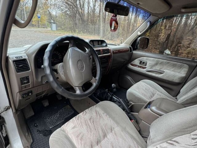 Белый Тойота Ленд Крузер Прадо 90, объемом двигателя 3.4 л и пробегом 326 тыс. км за 8200 $, фото 9 на Automoto.ua