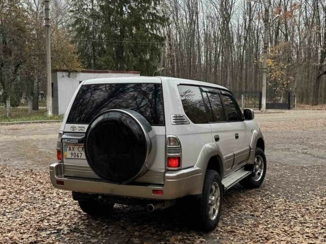 Белый Тойота Ленд Крузер Прадо 90, объемом двигателя 3.4 л и пробегом 326 тыс. км за 8200 $, фото 6 на Automoto.ua
