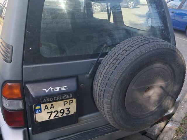 Сірий Тойота Ленд Крузер Прадо 90, об'ємом двигуна 3 л та пробігом 100 тис. км за 8000 $, фото 3 на Automoto.ua