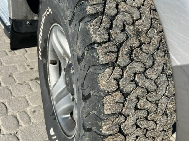 Сірий Тойота Ленд Крузер Прадо 90, об'ємом двигуна 3 л та пробігом 390 тис. км за 11900 $, фото 7 на Automoto.ua