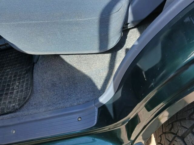 Синий Тойота Ленд Крузер Прадо 90, объемом двигателя 0 л и пробегом 290 тыс. км за 2700 $, фото 2 на Automoto.ua