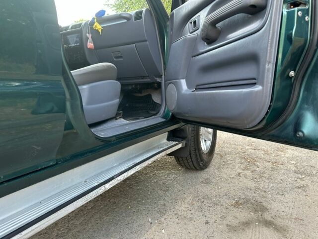 Зеленый Тойота Ленд Крузер Прадо 90, объемом двигателя 2.7 л и пробегом 268 тыс. км за 7700 $, фото 11 на Automoto.ua