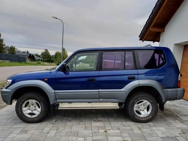 Зелений Тойота Ленд Крузер Прадо 90, об'ємом двигуна 3 л та пробігом 278 тис. км за 3100 $, фото 1 на Automoto.ua