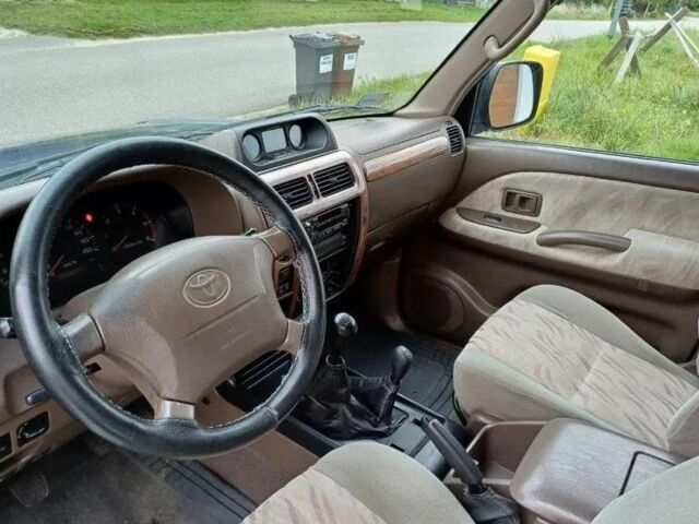 Зелений Тойота Ленд Крузер Прадо 90, об'ємом двигуна 3 л та пробігом 278 тис. км за 3100 $, фото 10 на Automoto.ua