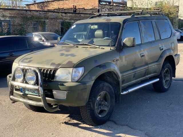 Зелений Тойота Ленд Крузер Прадо 90, об'ємом двигуна 3 л та пробігом 677 тис. км за 10500 $, фото 1 на Automoto.ua