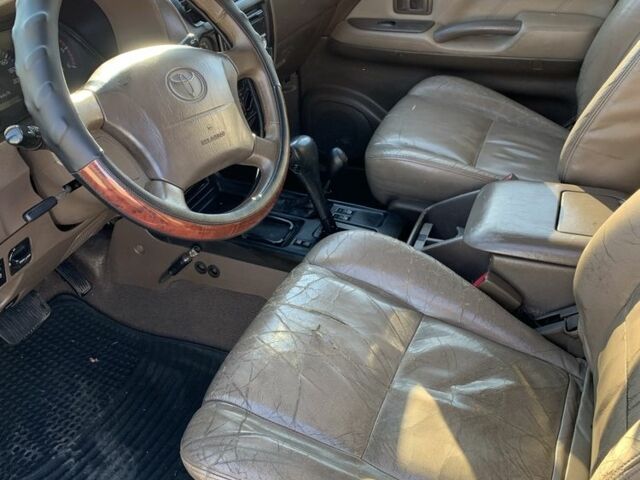 Зелений Тойота Ленд Крузер Прадо 90, об'ємом двигуна 3 л та пробігом 677 тис. км за 10500 $, фото 6 на Automoto.ua