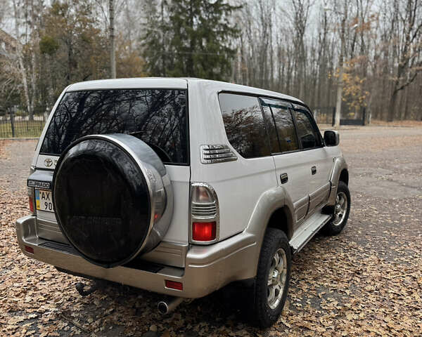 Білий Тойота Ленд Крузер Прадо, об'ємом двигуна 3.38 л та пробігом 330 тис. км за 8200 $, фото 11 на Automoto.ua