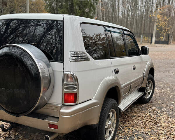 Білий Тойота Ленд Крузер Прадо, об'ємом двигуна 3.38 л та пробігом 330 тис. км за 8200 $, фото 10 на Automoto.ua