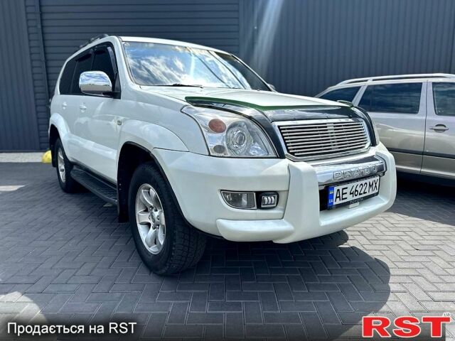 Белый Тойота Ленд Крузер Прадо, объемом двигателя 2.7 л и пробегом 237 тыс. км за 13500 $, фото 2 на Automoto.ua