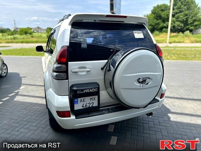 Белый Тойота Ленд Крузер Прадо, объемом двигателя 2.7 л и пробегом 237 тыс. км за 13500 $, фото 4 на Automoto.ua