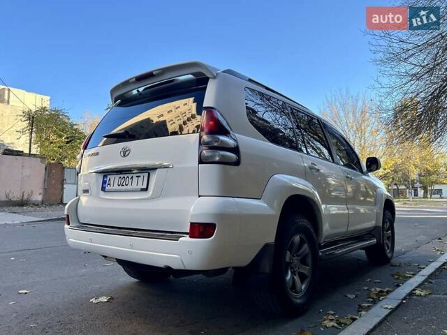 Белый Тойота Ленд Крузер Прадо, объемом двигателя 3.96 л и пробегом 257 тыс. км за 16900 $, фото 36 на Automoto.ua