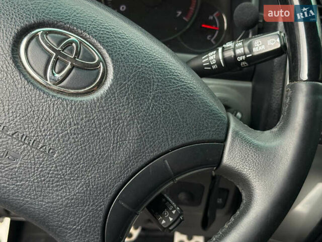 Белый Тойота Ленд Крузер Прадо, объемом двигателя 0 л и пробегом 258 тыс. км за 18800 $, фото 29 на Automoto.ua