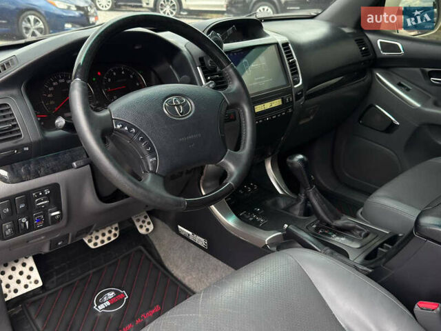 Белый Тойота Ленд Крузер Прадо, объемом двигателя 0 л и пробегом 258 тыс. км за 18800 $, фото 12 на Automoto.ua