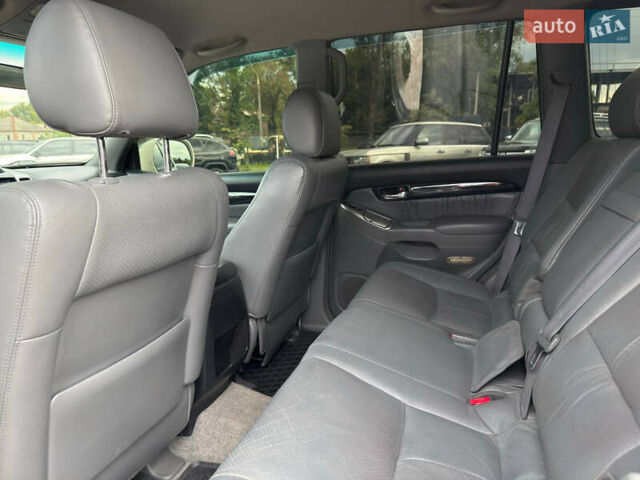 Белый Тойота Ленд Крузер Прадо, объемом двигателя 0 л и пробегом 258 тыс. км за 18800 $, фото 26 на Automoto.ua