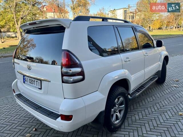Белый Тойота Ленд Крузер Прадо, объемом двигателя 3.96 л и пробегом 257 тыс. км за 16900 $, фото 31 на Automoto.ua