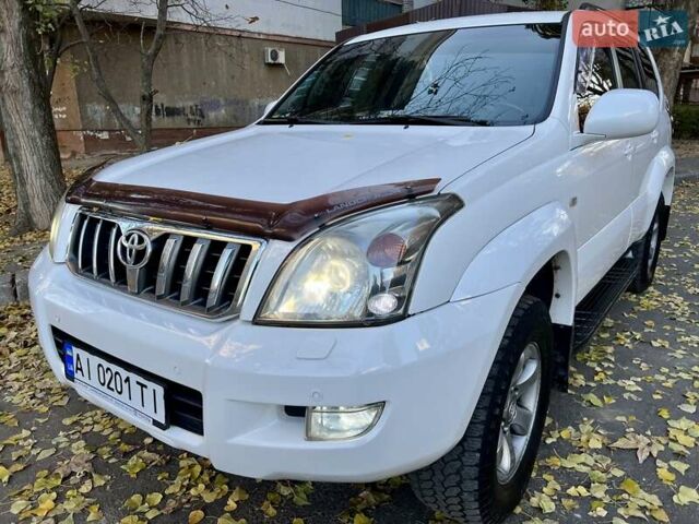 Белый Тойота Ленд Крузер Прадо, объемом двигателя 3.96 л и пробегом 257 тыс. км за 16900 $, фото 57 на Automoto.ua