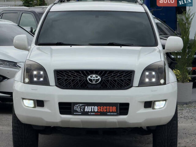 Белый Тойота Ленд Крузер Прадо, объемом двигателя 0 л и пробегом 258 тыс. км за 18800 $, фото 5 на Automoto.ua