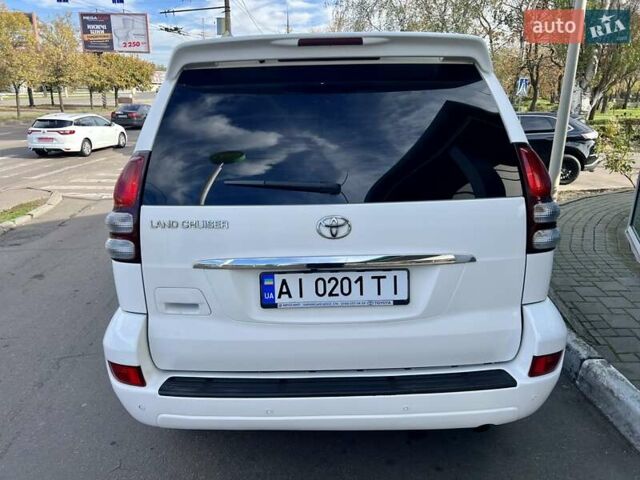 Белый Тойота Ленд Крузер Прадо, объемом двигателя 3.96 л и пробегом 257 тыс. км за 16900 $, фото 8 на Automoto.ua