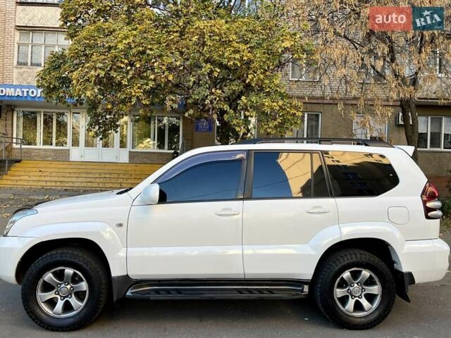 Белый Тойота Ленд Крузер Прадо, объемом двигателя 3.96 л и пробегом 257 тыс. км за 16900 $, фото 33 на Automoto.ua