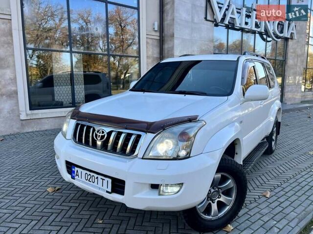 Белый Тойота Ленд Крузер Прадо, объемом двигателя 3.96 л и пробегом 257 тыс. км за 16900 $, фото 18 на Automoto.ua