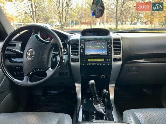 Белый Тойота Ленд Крузер Прадо, объемом двигателя 3.96 л и пробегом 257 тыс. км за 16900 $, фото 76 на Automoto.ua