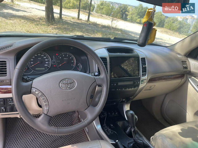 Білий Тойота Ленд Крузер Прадо, об'ємом двигуна 4 л та пробігом 240 тис. км за 16500 $, фото 8 на Automoto.ua