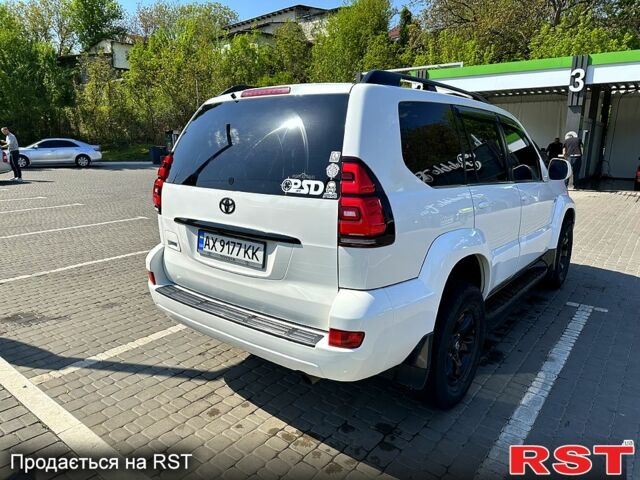 Белый Тойота Ленд Крузер Прадо, объемом двигателя 4 л и пробегом 258 тыс. км за 17600 $, фото 2 на Automoto.ua