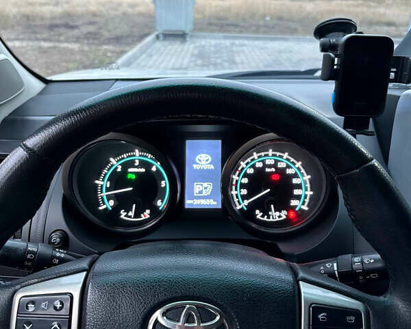 Білий Тойота Ленд Крузер Прадо, об'ємом двигуна 3 л та пробігом 249 тис. км за 25000 $, фото 8 на Automoto.ua