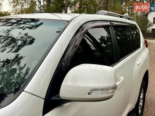 Белый Тойота Ленд Крузер Прадо, объемом двигателя 2.7 л и пробегом 228 тыс. км за 19950 $, фото 36 на Automoto.ua