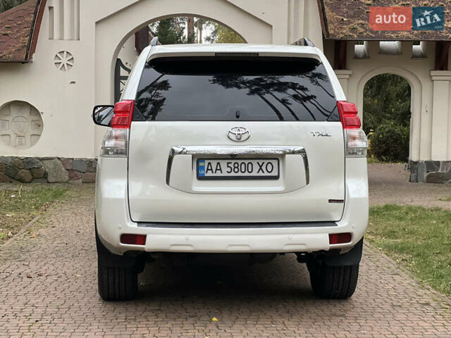 Белый Тойота Ленд Крузер Прадо, объемом двигателя 2.7 л и пробегом 228 тыс. км за 19950 $, фото 20 на Automoto.ua