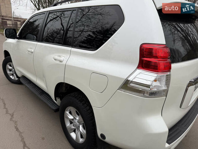 Белый Тойота Ленд Крузер Прадо, объемом двигателя 2.69 л и пробегом 248 тыс. км за 18500 $, фото 23 на Automoto.ua