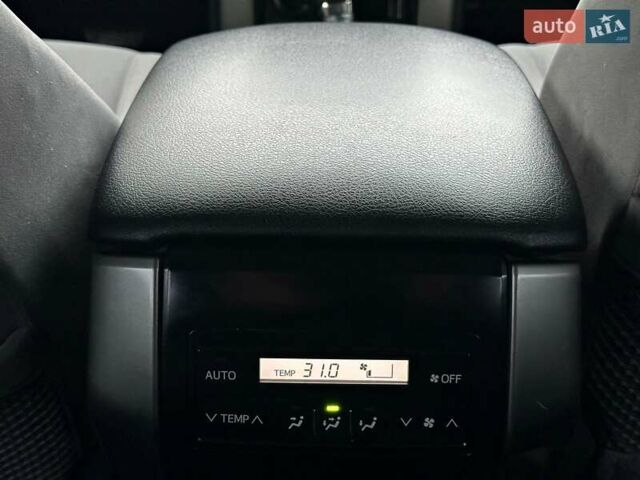 Белый Тойота Ленд Крузер Прадо, объемом двигателя 2.7 л и пробегом 180 тыс. км за 20500 $, фото 67 на Automoto.ua